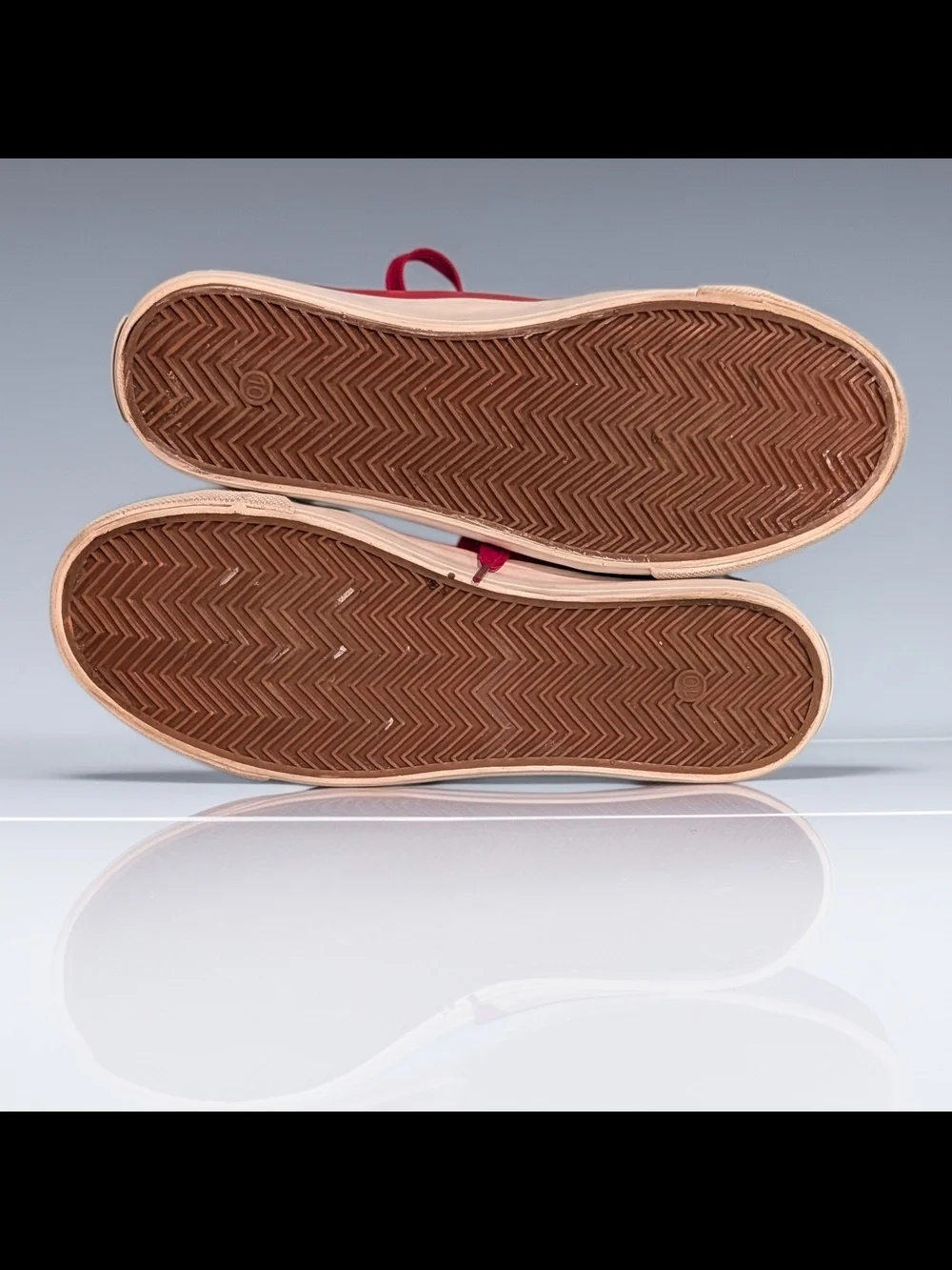 Mudd Red Leather Fur Lined Lace-Up Low-Top Sneaker Size 10 - Picture 5 of 8